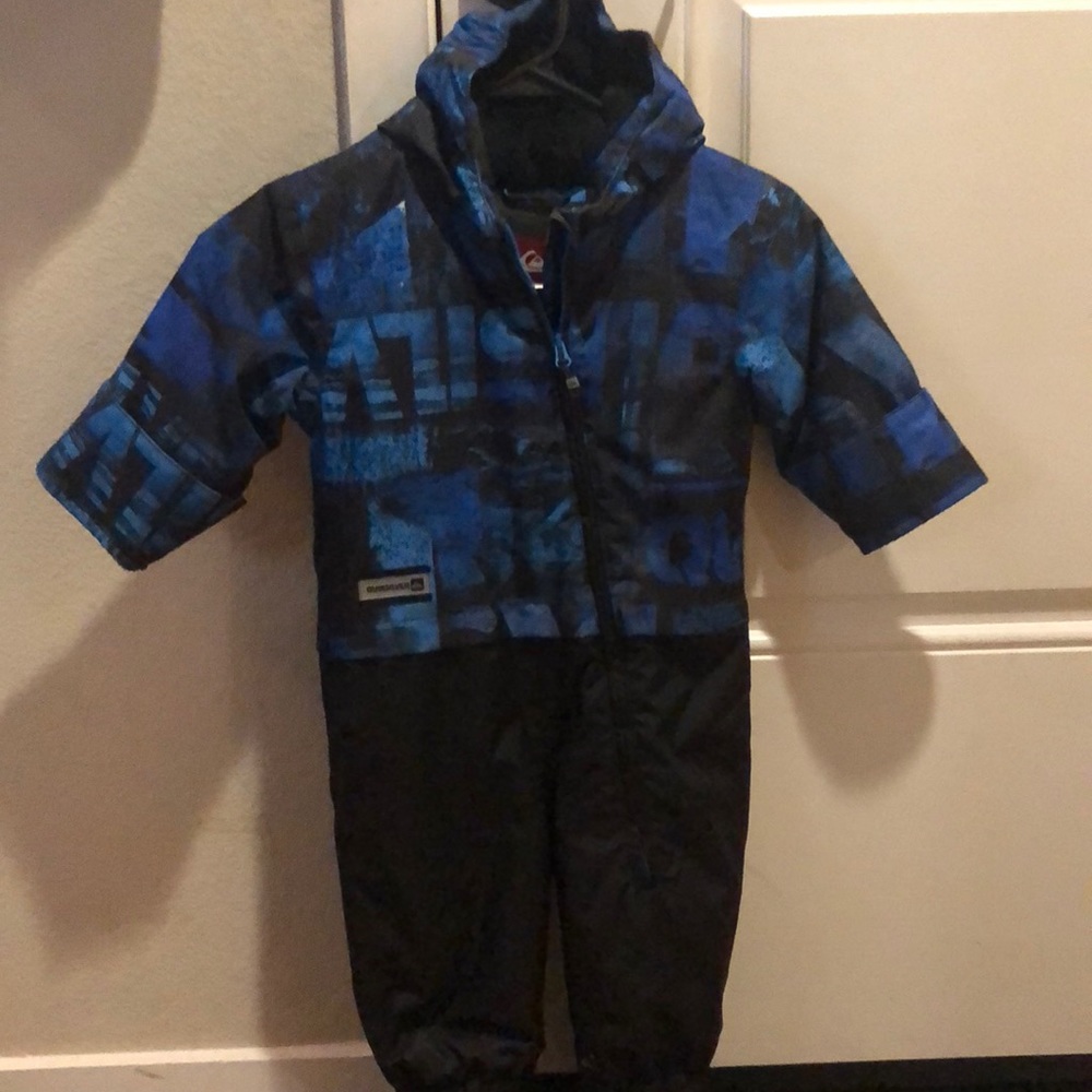 Quiksilver snow suit 12m